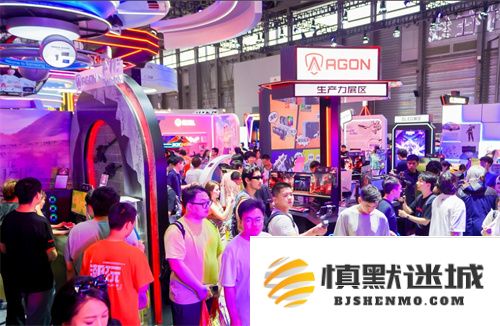 “2025ZOL“这个潮流绝对有趣，助力ChinaJoy展区强势来袭！”